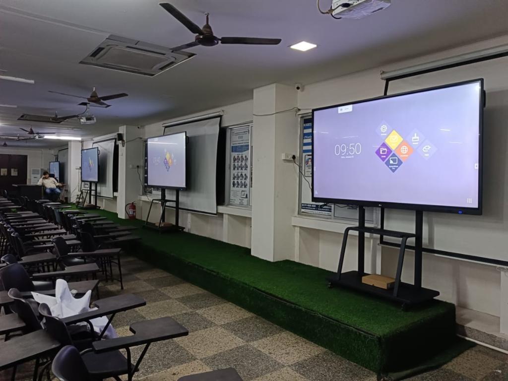 Smart Classroom 4K Interactive Flat Panel Display Deployment by GPSPL
