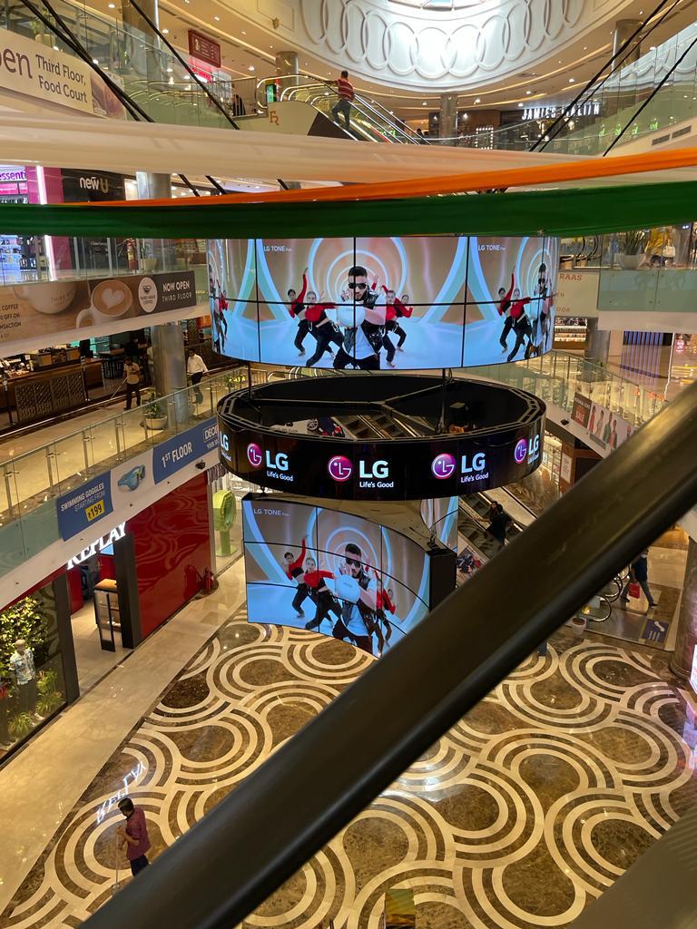 Mall atrium active LED wall, curved video wall and digital display system