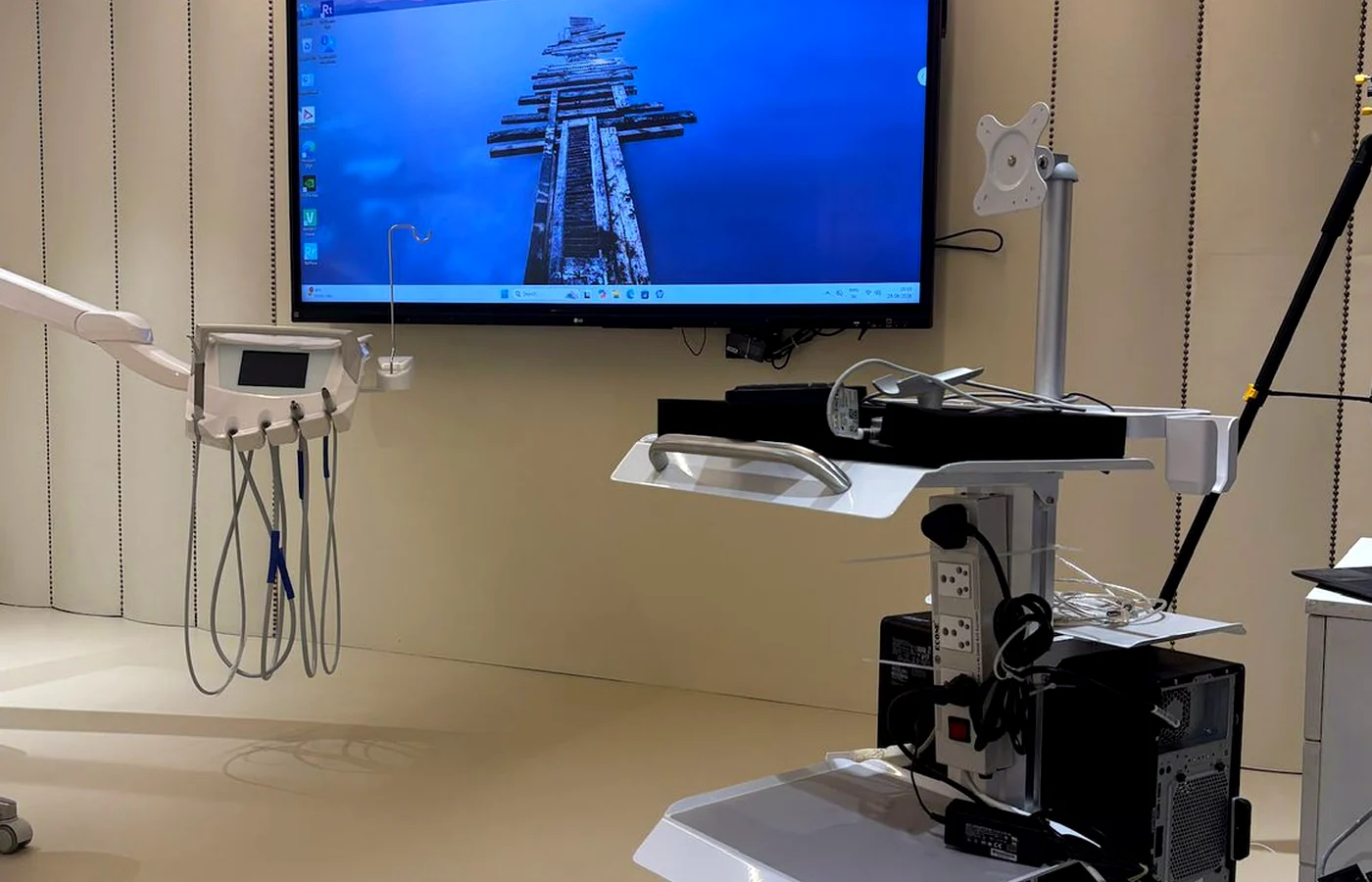 Consultation display for GPSPL healthcare and clinic solutions